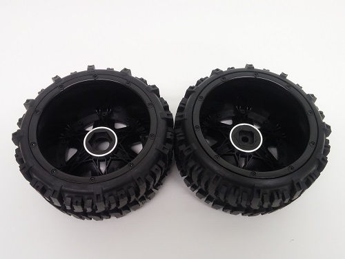 Swamp Dawg Tires w/ Rear Yuma Beadlock Rims (Black) (1 Pair) - Low profile Monster Truck tires with beadlocks.