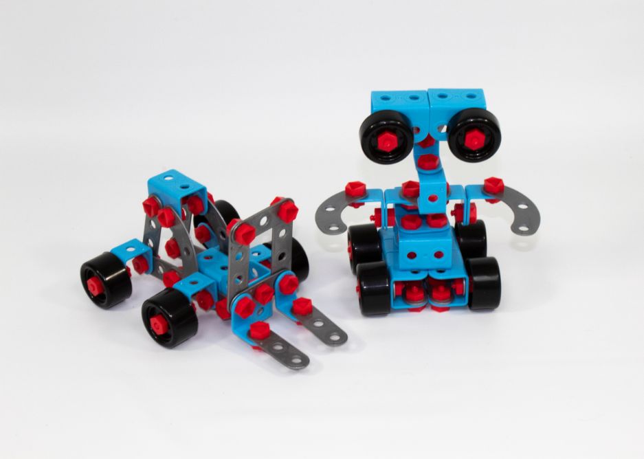 IMEX STEM 552 pc Engineer Robot Set