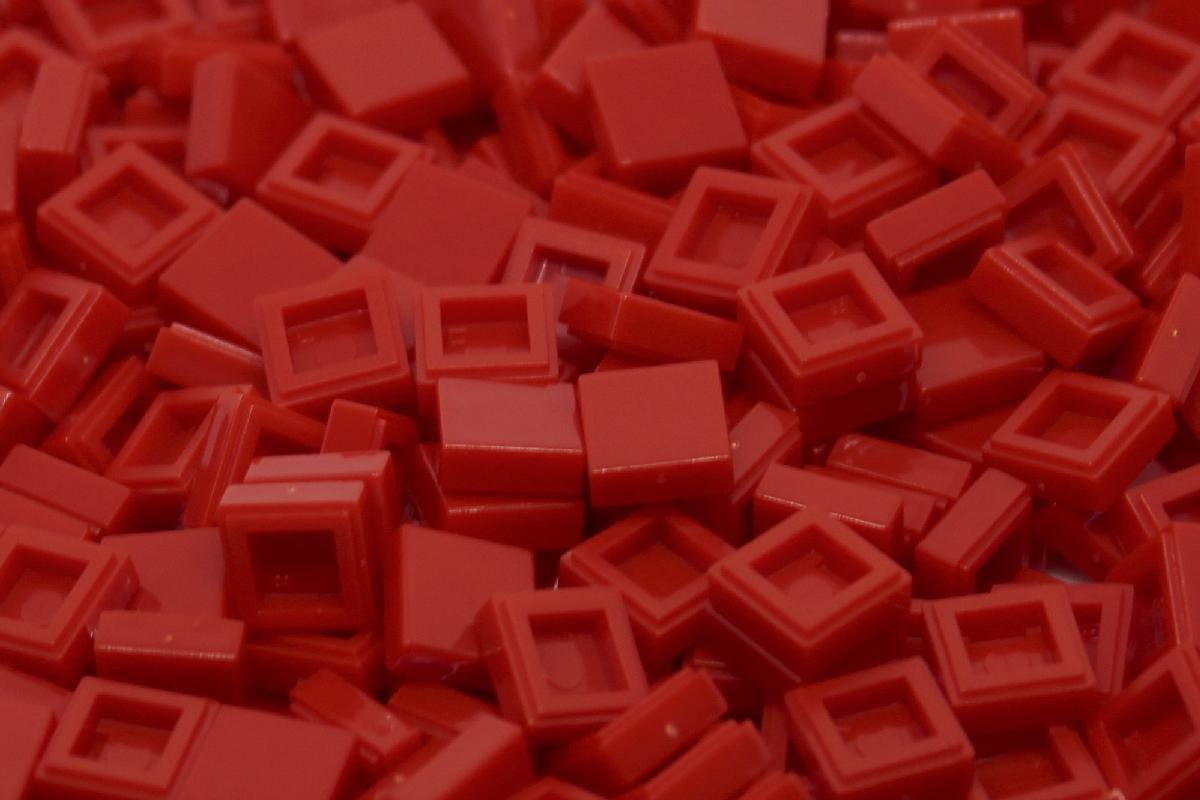  1X1 RED TILE 300 PACK  - COMPATIBLE WITH MAJOR BRANDS