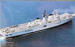 1/700 HMS ILLUSTRIOUS